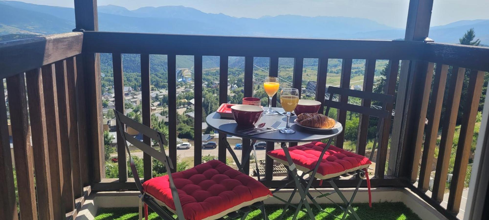 Les Balcons Du Soleil L Ourson Apartment Font-Romeu-Odeillo-Via
